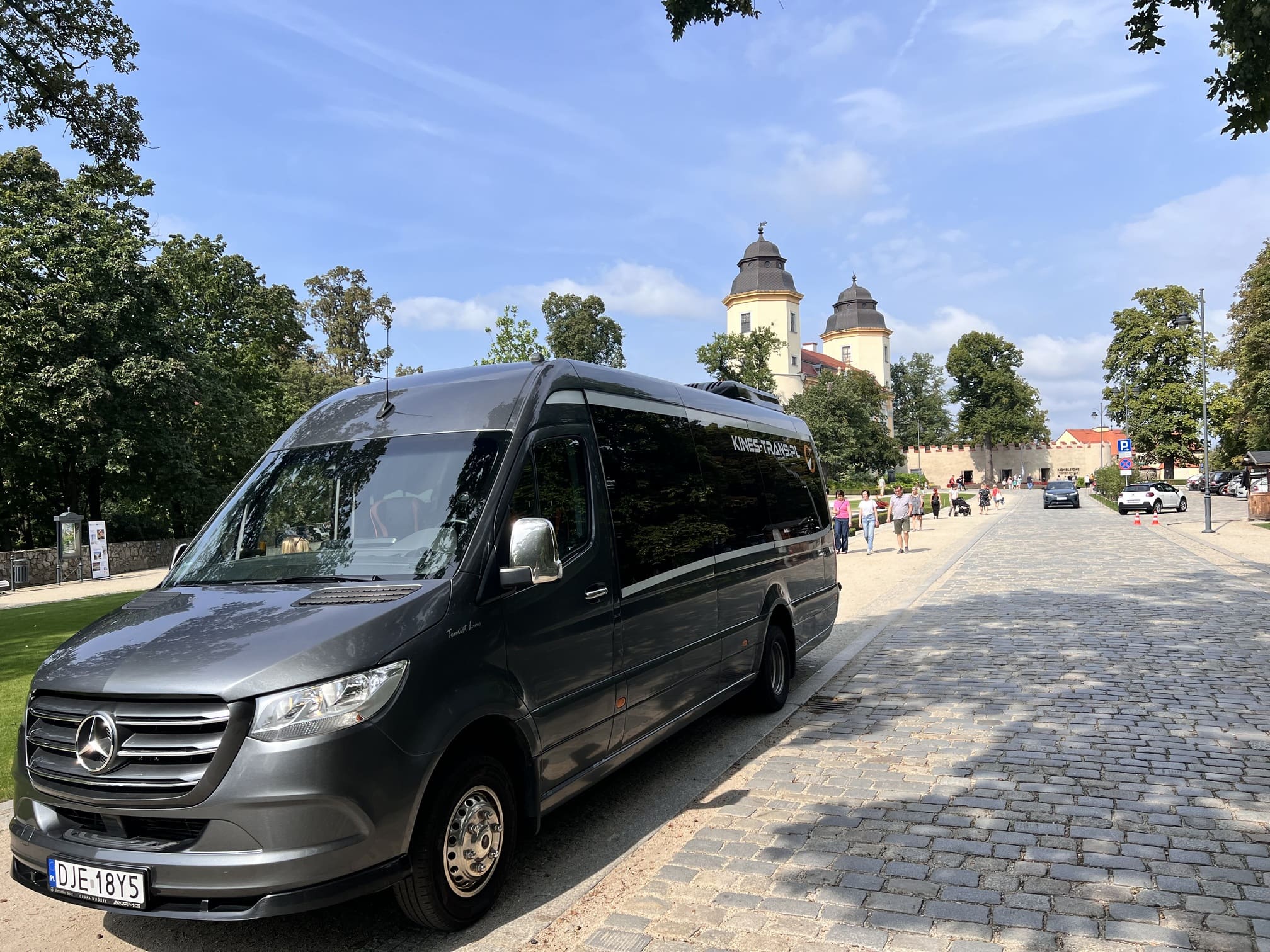 wynajem busów jelenia góra