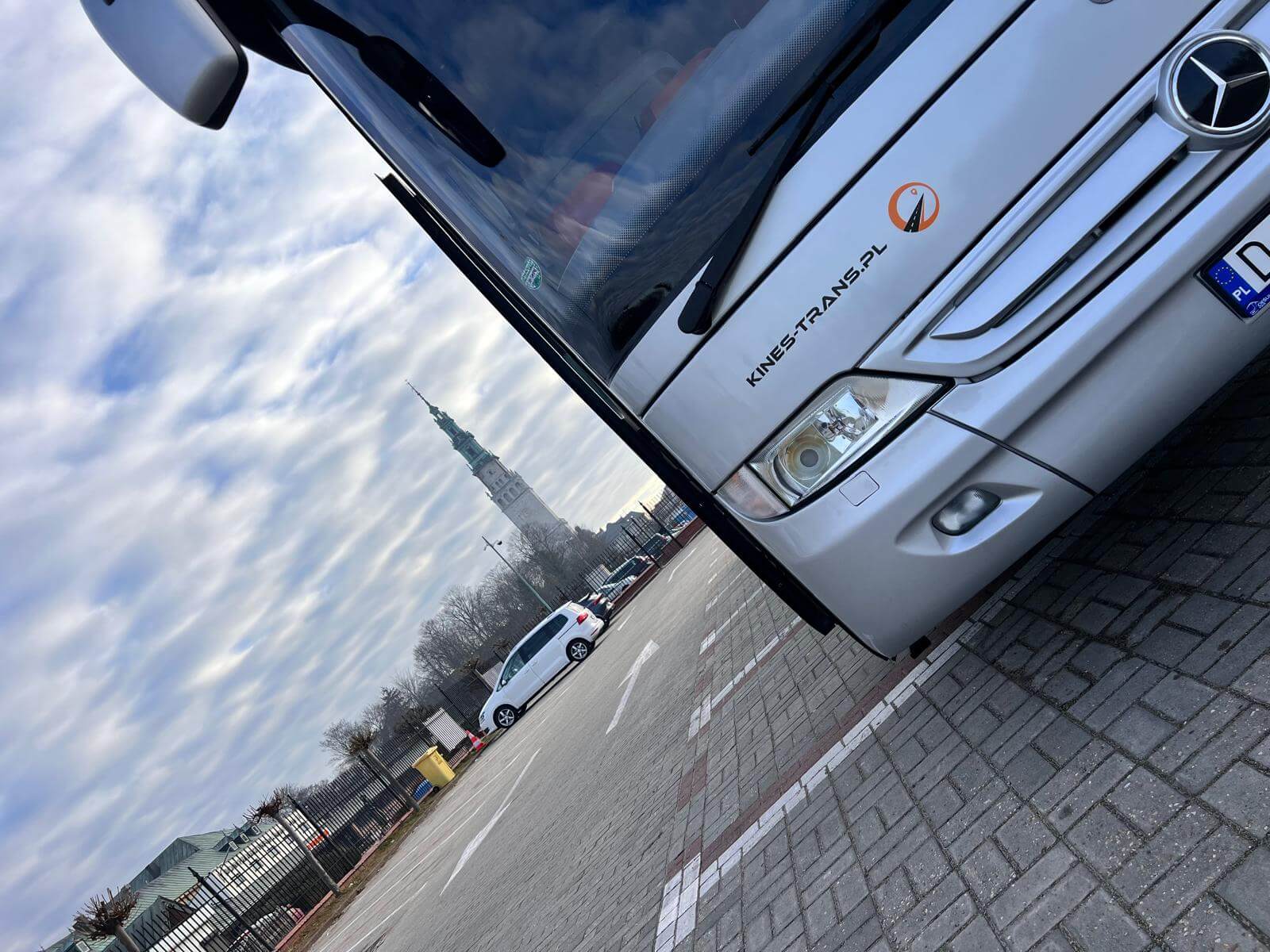 Wynajem autokarów Jelenia Góra